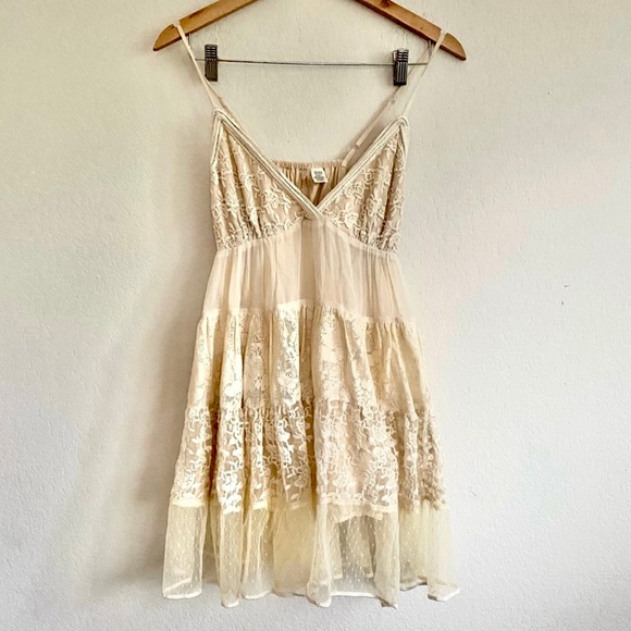 GORGEOUS Raga Anthropologie Layered Lacy Babydoll Minj Dress Sz Large - Picture 4 of 9